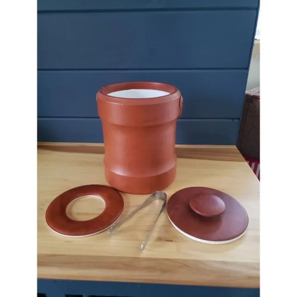 Vintage‎ 70s Faux Leather Like New Ice Bucket